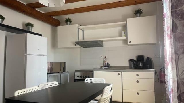L'Isle Leilighet Beaucaire  Eksteriør bilde