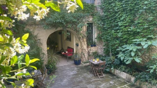 L'Isle Leilighet Beaucaire  Eksteriør bilde